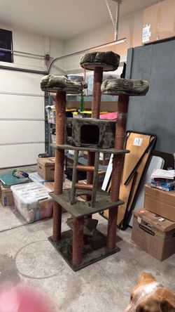 Large Multi-Level Cat Tree Tower Rita Ranch