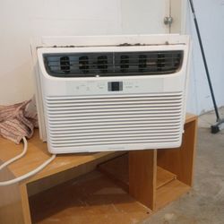 Frigidaire Air Conditioner 