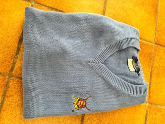 Men’s sweater vest size large