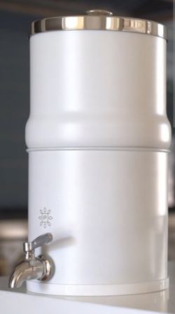 The Pure Co Carbon filter Water Decanter Countertop Water Filter Gravity Fed