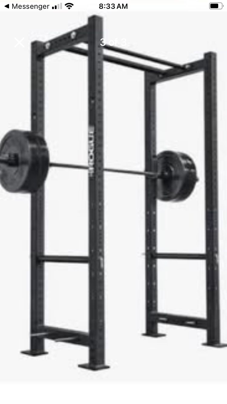 Rogue Fitness RML-3 Welded Power Rack With Fat Skinny Pull Up Bar Crossmember