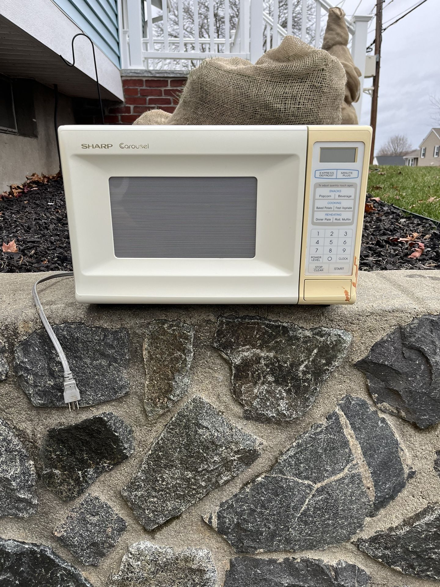 Sharp Carousel Microwave