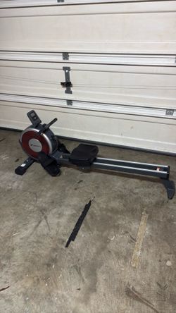 Merach Rowing machine