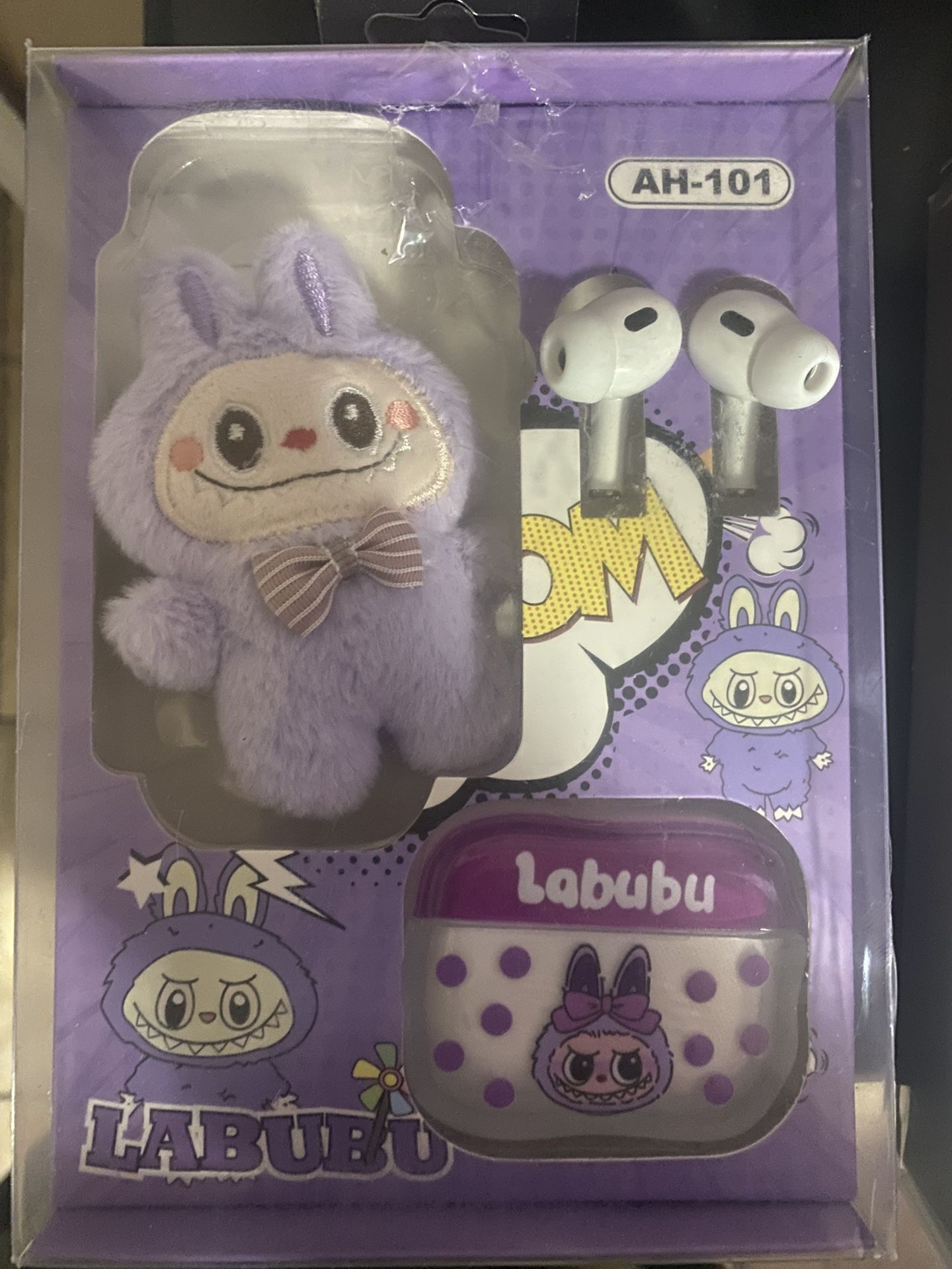 LABUBU W/ EARBUDS