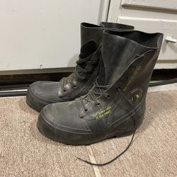 Military extreme cold weather, Mickey Mouse boots