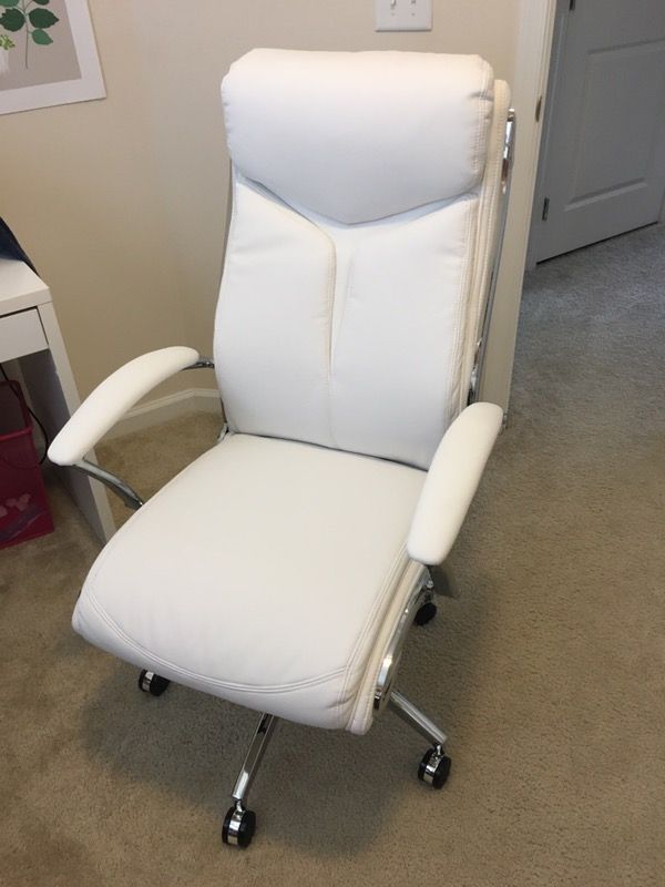 Realspace Verismo Bonded Leather High Back Chair White Chrome for