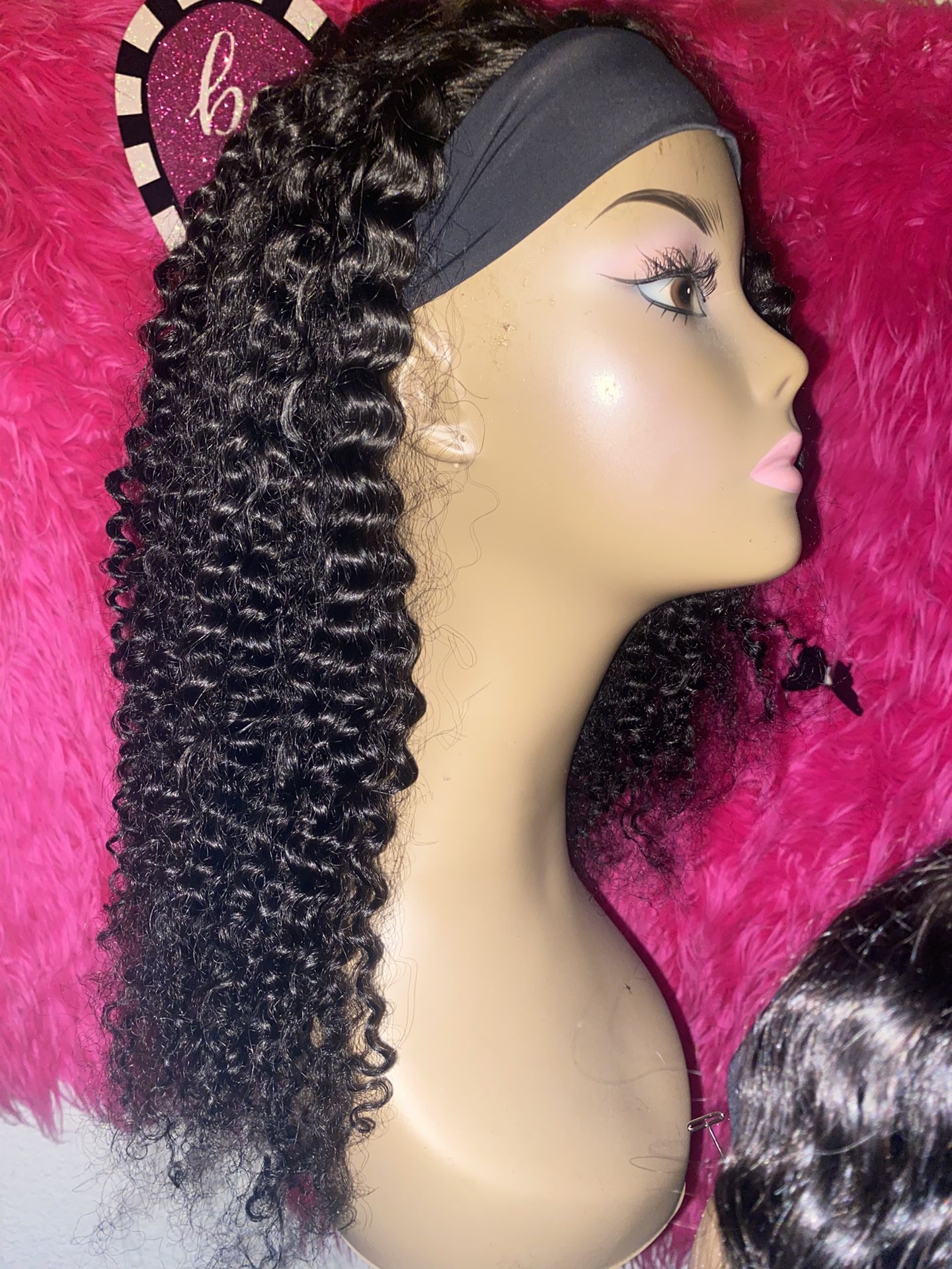 Jerry Curl Hand and Wig 