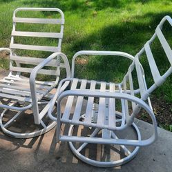 Swivel Rocking patio chairs (set 2) no cushions - $75