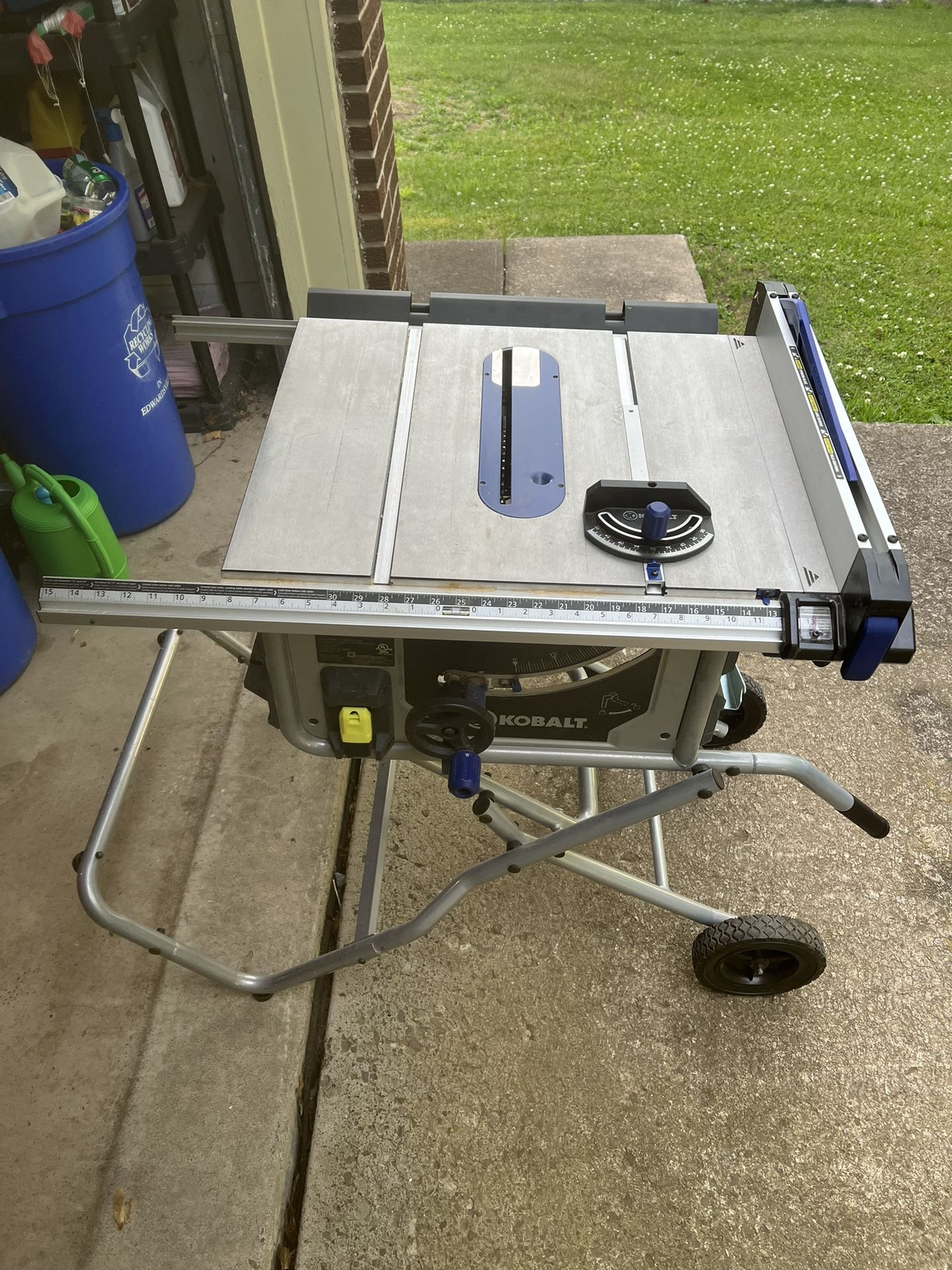 Kobalt 10” Jobsite Table Saw w/ Stand