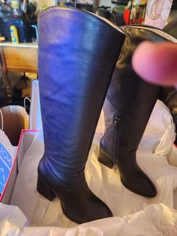 Vince Camuto Woman's Boot