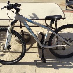 rei mountain bike womens