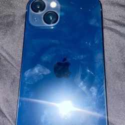 IPHONE 13 UNLOCKED , RESET AND READY FOR ACTVATION!