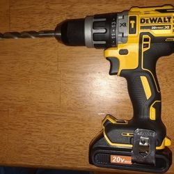 DeWalt XR 20 volt Max brushless hammer drill with battery