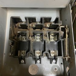 Outdoor(AC) Safety Switch