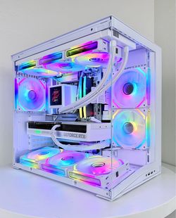 *NEW* RTX 5090, Ryzen 9 9950X3D, 32GB RAM, 2TB SSD, RGB Gaming PC