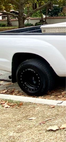 Wheels and tires for Toyota Tacoma 5 holes