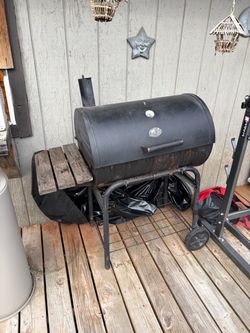 Smoker/ grill