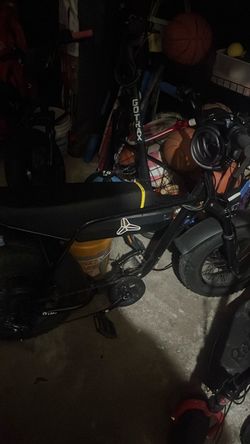 2 Eskute v101 (400$ each)