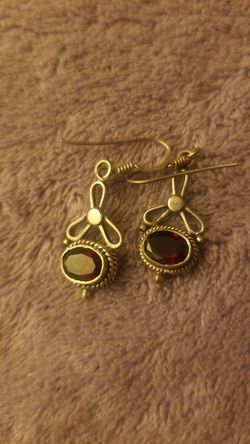 Garnet silver earrings