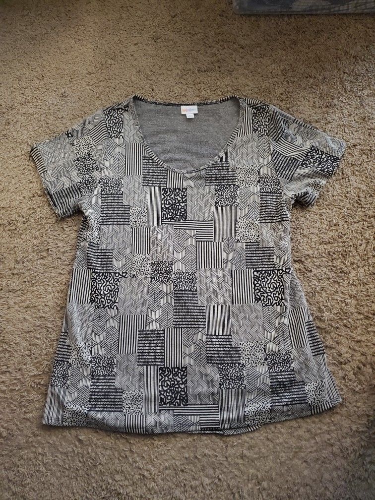 LulaRoe Geometric Black + White Top (Size L)