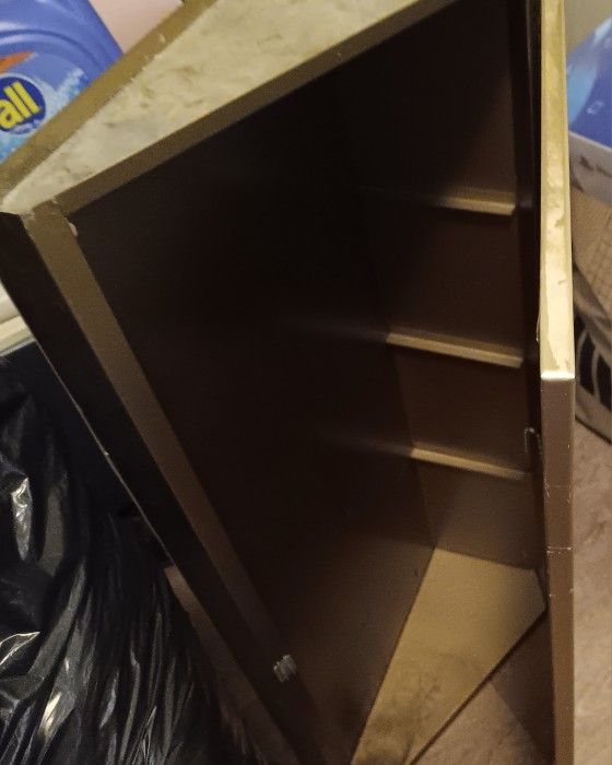 Hanging Shelf With Mirror