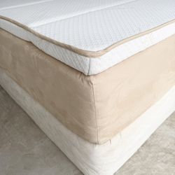 Queen Tempurpedic Mattress And Box Spring