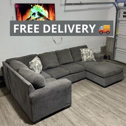 Gray Sectional Couch 🛋️ 