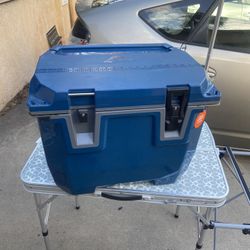 Ozark Trail Cooler - 35 Quart 