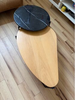 Article nesting table : black marble and oak