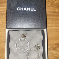 RHINESTONE HOOP EARRINGS