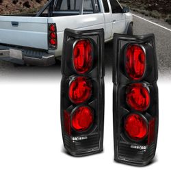 NISSAN HARDBODY 86-97 TAIL LIGHTS G2 BLACK