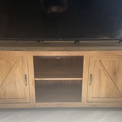 Tv stand 