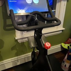 Peloton, Shoes And Weights