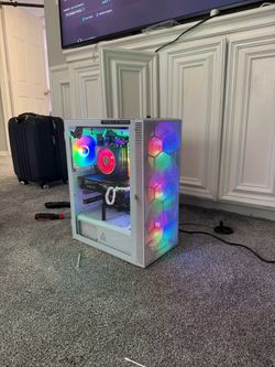 Ryzen 7/6700XT/32gbDDR4 Gaming PC