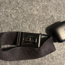 ⌚️ Whoop 4.0 + Battery Pack – $100 OBO