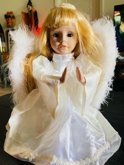 Holiday Angel Porcelain Face & Praying Hands 12”
