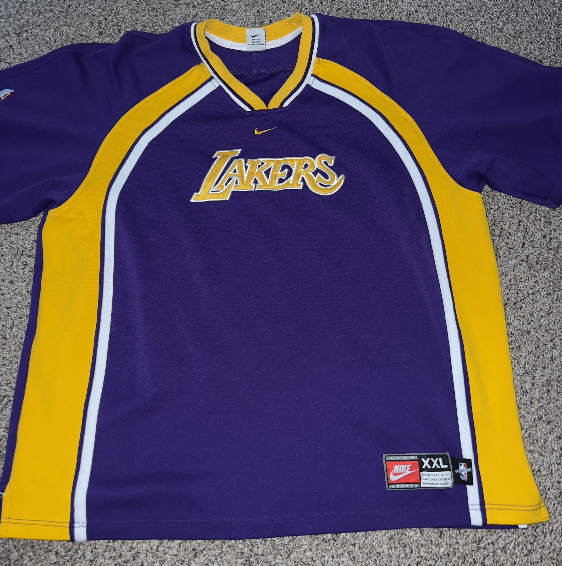 LAKERS NIKE JERSEY STYLE Size XXL Thick Material Style