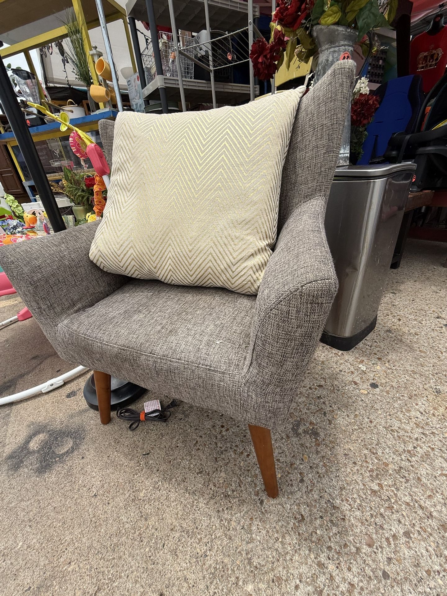 2 Chair $20 Each