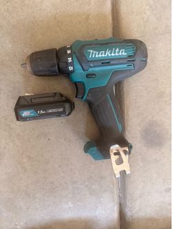 Makita drill & battery