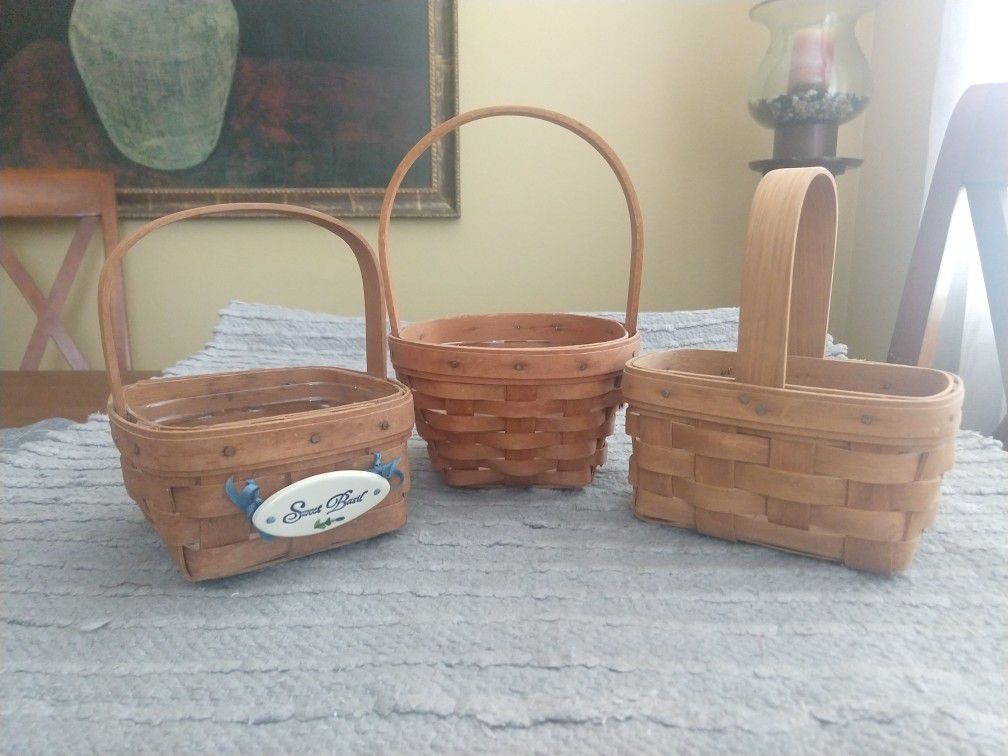 Longaberger set of 3 small vintage baskets