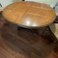 Oak Dining Room Table 
