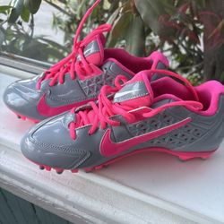 New Women’s Nike Lacrosse Cleats - Size 10