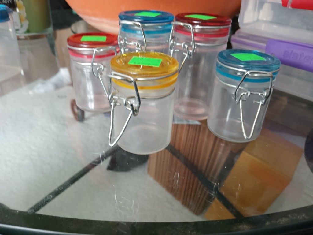 Glasses Containers