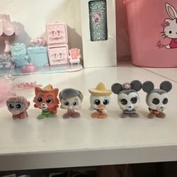 Doorbles, Pens, Keychains and Beads 