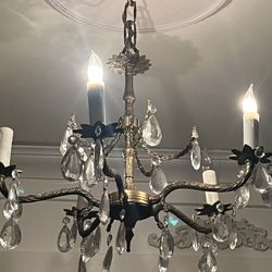 Chandelier 