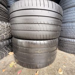 305/30/21 Goodyear Eagle F1 70%+ Tread (2)