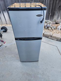 Electric Freezer/Refrig