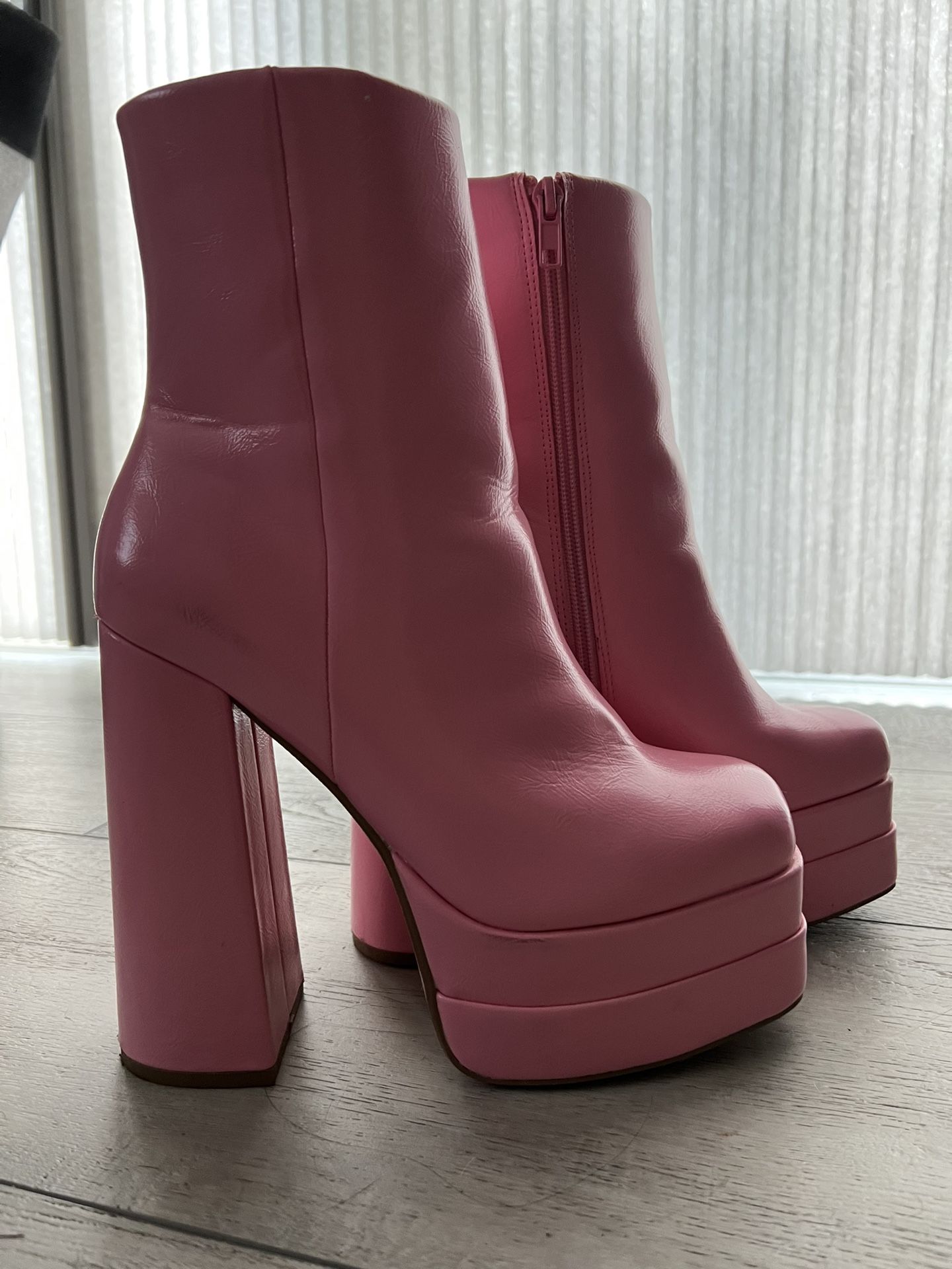 Soda Platform Boots