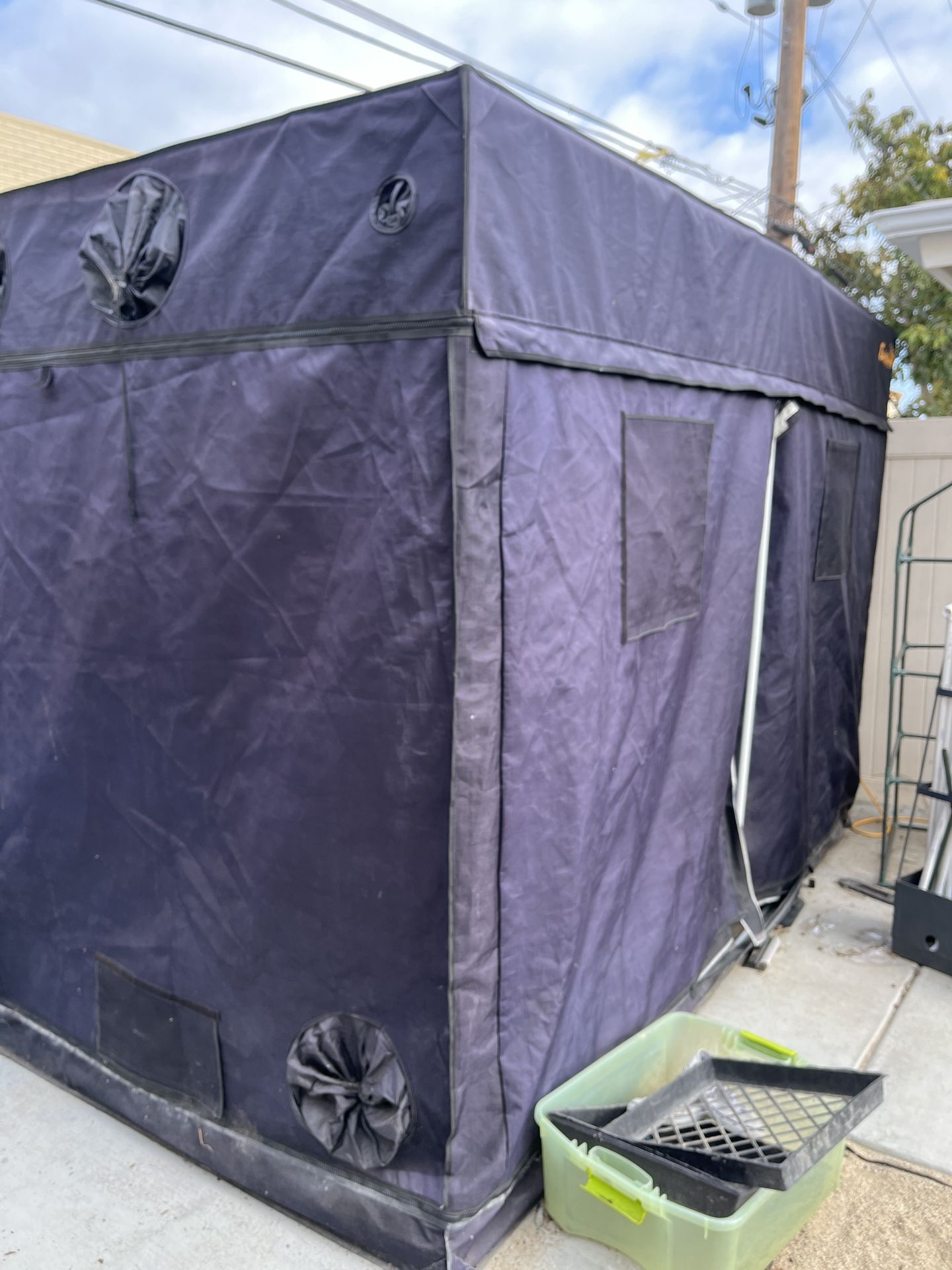 10x10 Gorilla Grow Tent