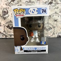 Funko Pop Vinyl Michael Jordan 74 UNC Baseketball White Uniform